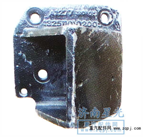 ,發(fā)動機前托架-左,濟南星光汽車配件銷售中心