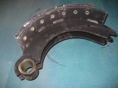 AZ9100440030,前制動蹄總成,濟南中奧物資有限公司