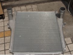 ,五十鈴 ISUSU   混凝土攪拌車(chē),濟(jì)南鼎鑫汽車(chē)散熱器有限公司