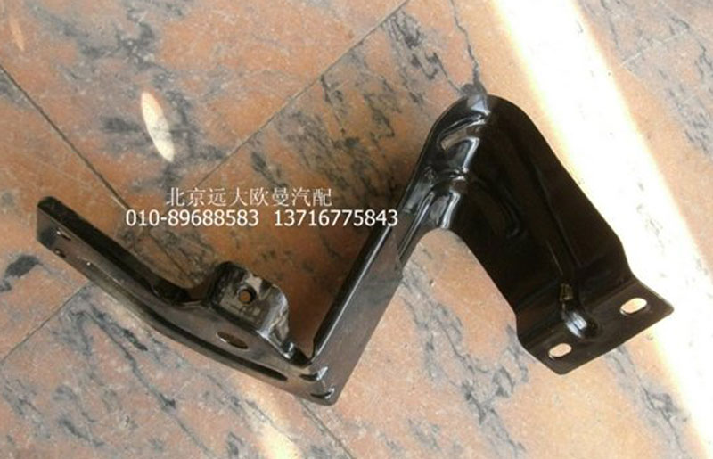 1B24984504007,上踏板護(hù)罩支架左下,北京遠(yuǎn)大歐曼汽車(chē)配件有限公司