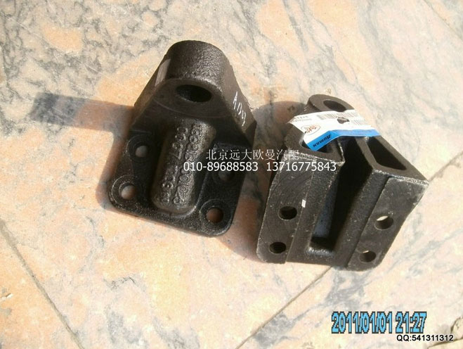 1338134001025,轉(zhuǎn)向助力缸支架,北京遠大歐曼汽車配件有限公司