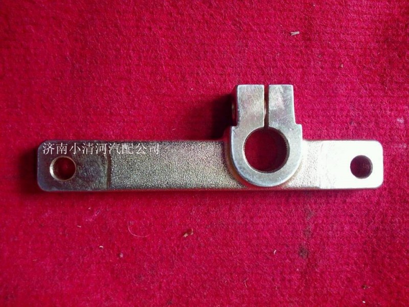 WG2214210004,換擋搖臂,濟南小清河汽配有限責任公司
