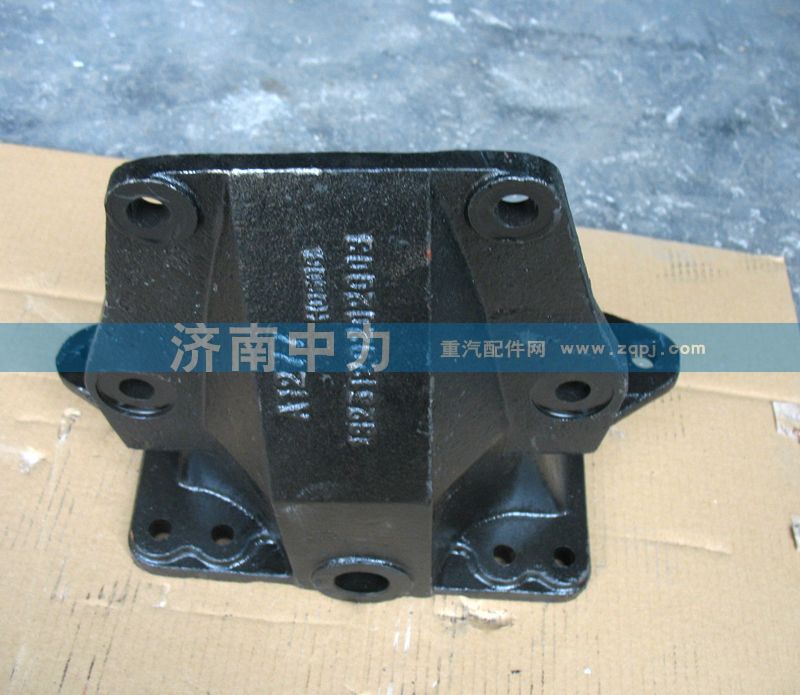 1325129202003/4,歐曼前簧后支架,濟南中力汽車零部件有限公司