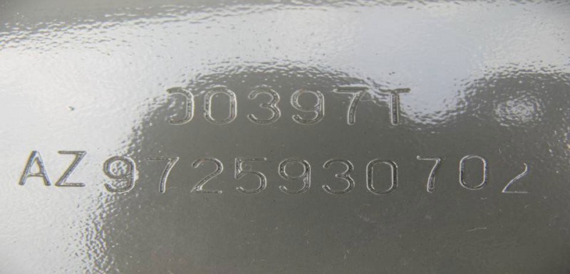 AZ9725930702,保險杠前支架(右),濟南海納汽配有限公司