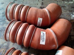 WG9725530192,天然氣發(fā)動(dòng)機(jī)中冷器膠管,濟(jì)南海瑞重型汽車(chē)經(jīng)銷(xiāo)中心