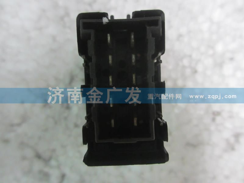 81.25503.6131,高頂駕駛室電動(dòng)天窗開關(guān),濟(jì)南金廣發(fā)商貿(mào)有限公司