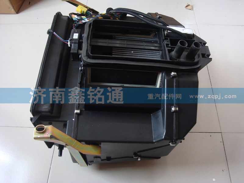 AZ1664820002,暖風(fēng)機(jī)總成,濟(jì)南晨駿汽車空調(diào)有限公司