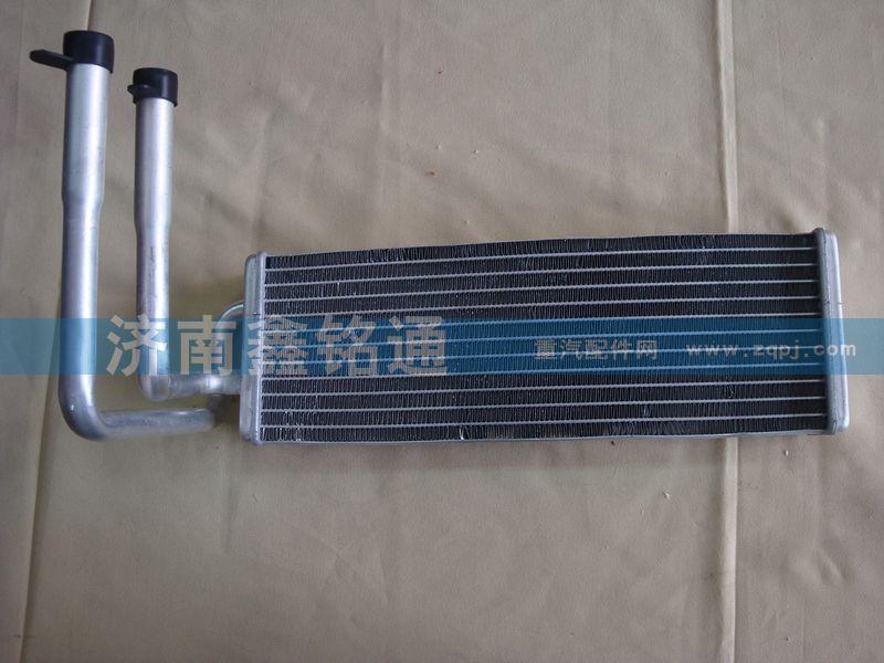 陜汽奧龍老式暖風水箱/DZ1600840120