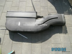 H1119102003A0,高位進氣管總成,北京遠大歐曼汽車配件有限公司