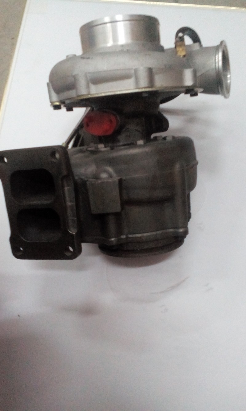 vg1540118230,增壓器總成,濟南杭曼汽車配件有限公司