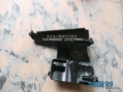 H4831010018A0,右前組合燈固定支架,北京遠(yuǎn)大歐曼汽車(chē)配件有限公司