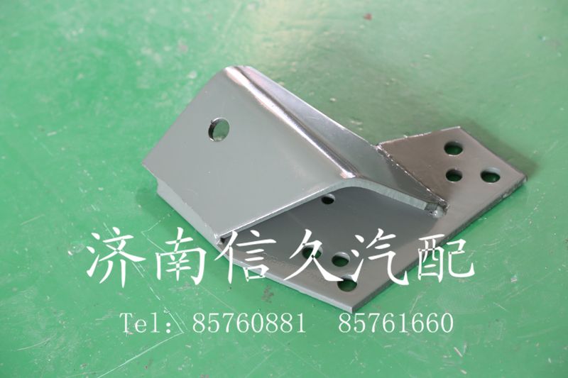 199100590006,齒輪室支架,濟(jì)南信久汽配銷(xiāo)售中心