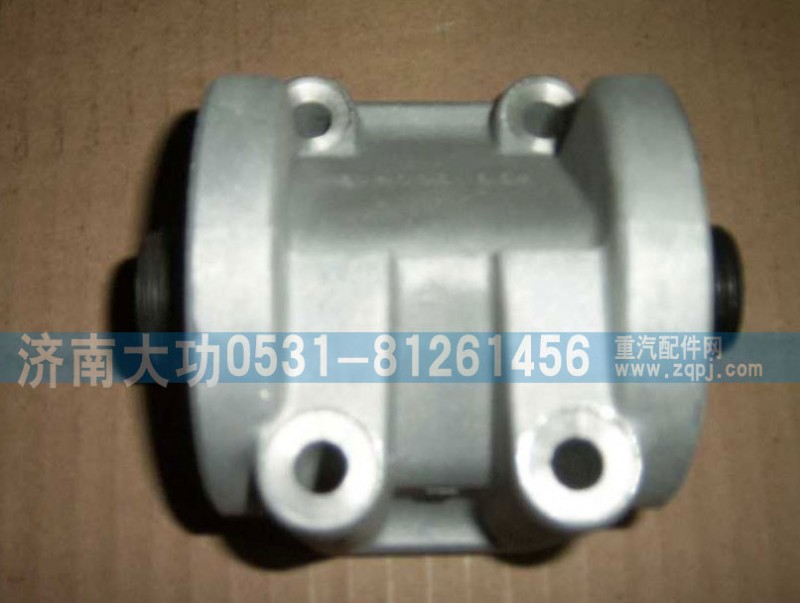 VG1500070051,機油濾清器底座組件,濟南大功汽車配件有限公司