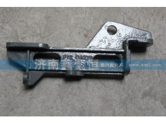 AZ9725930007,HOWO 低位保險杠支架,濟南鑫聚恒汽車配件有限公司