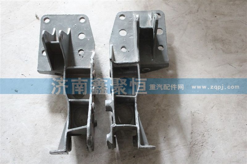 1642440012,HOWO 液壓鎖下支架 右,濟南鑫聚恒汽車配件有限公司