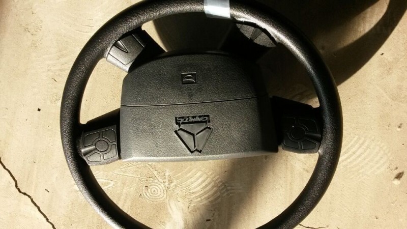 WG9925470264 轉(zhuǎn)向盤(pán)T7/wg9925470264