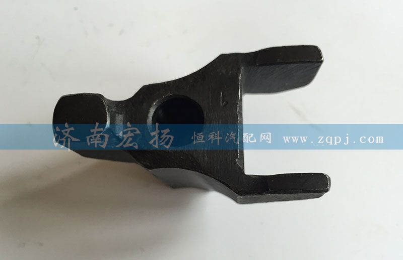 612630090002,噴油器壓緊塊,濟(jì)南耀順汽車配件有限公司（重汽、濰柴發(fā)動(dòng)機(jī)小件專賣）