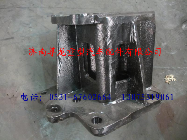 DZ9100470220,陜汽德龍F3000轉向器支架,濟南尊龍(原天盛)陜汽配件銷售有限公司