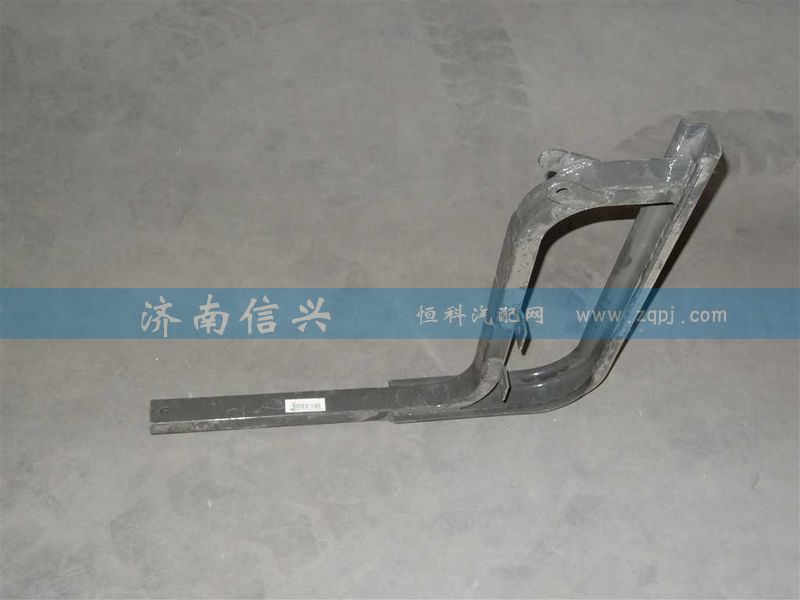 WG9925541051,尿素箱后支架,濟(jì)南信興汽車配件貿(mào)易有限公司