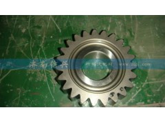 WG2210050040,惰輪（HW13710）,濟(jì)南信興汽車配件貿(mào)易有限公司