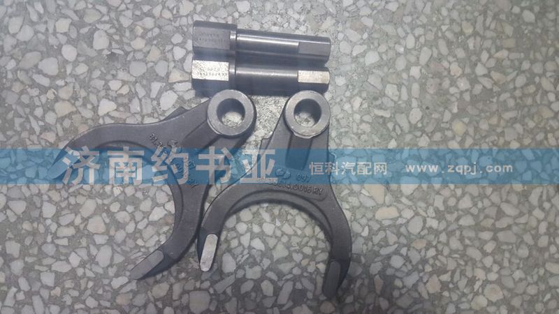81.35619.0003德龍485差速器操縱桿/81.35619.0003