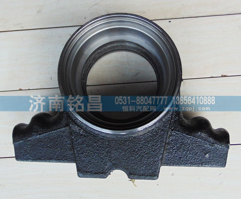 WG9750520235,重汽08款豪沃斷開式雙卡平衡軸殼,濟南銘昌汽車配件有限公司