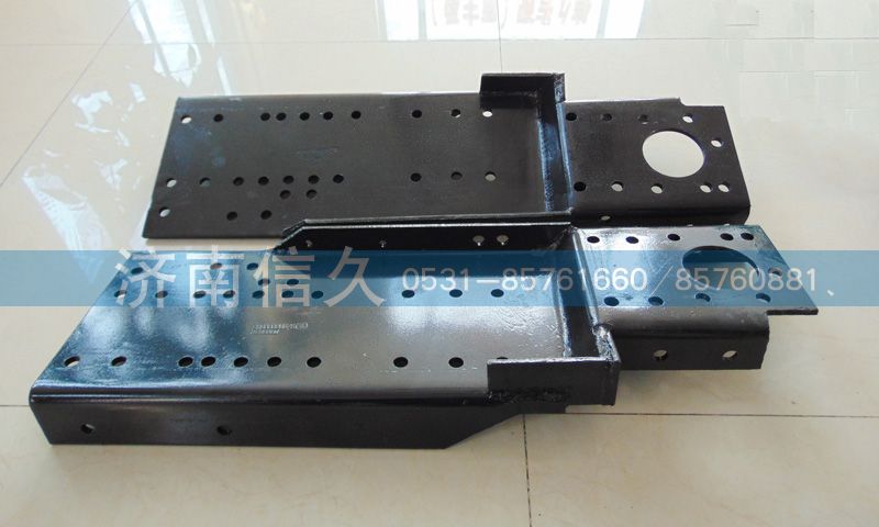 SZ980000885,保險杠托架,濟南信久汽配銷售中心
