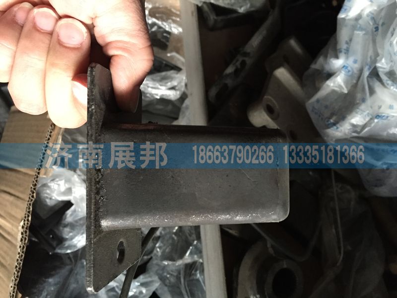 豪沃輕卡朝柴發(fā)動機(jī)配件/