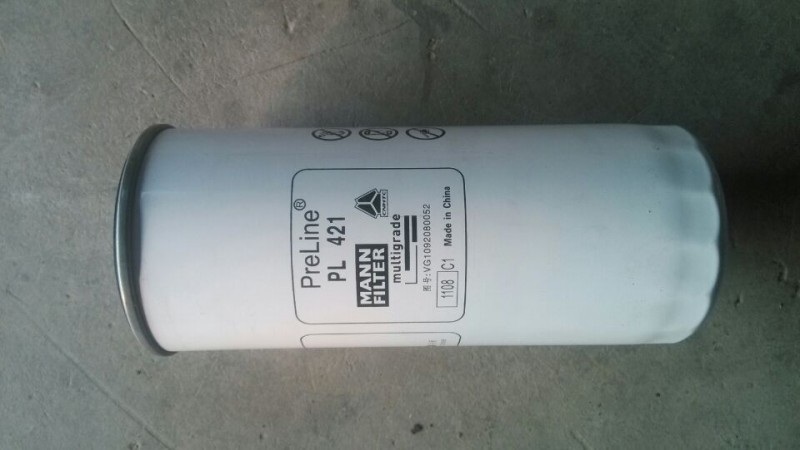 VG1092080052,燃油粗濾器濾芯,濟南馳納重型汽車進出口貿(mào)易有限公司