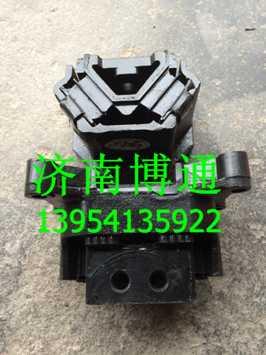 重汽T7H發(fā)動機前橡膠支承WG9925590210/WG9925590210