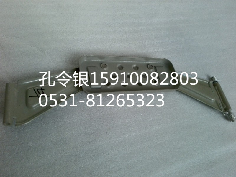 德龍上車(chē)踏板下踏板鐵活動(dòng)踏板PW10M/84-08032/PW10M/84-08032