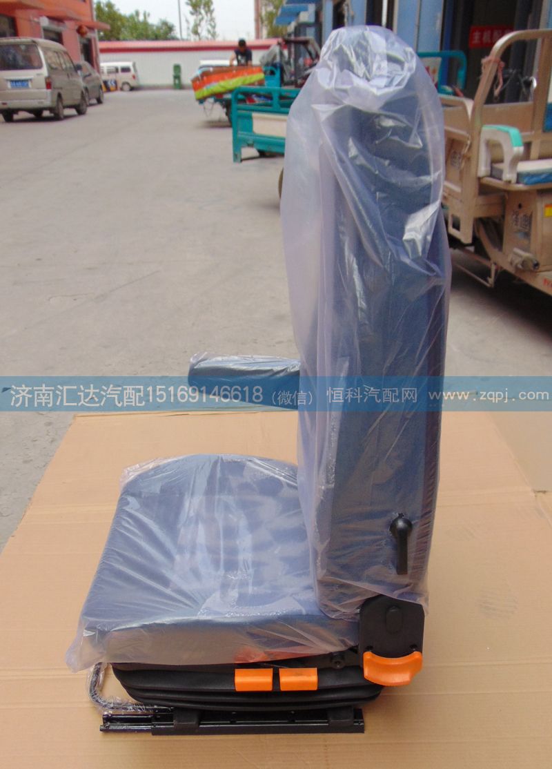 ,德龍F(tuán)3000氣囊座椅,濟(jì)南匯達(dá)汽配銷(xiāo)售中心