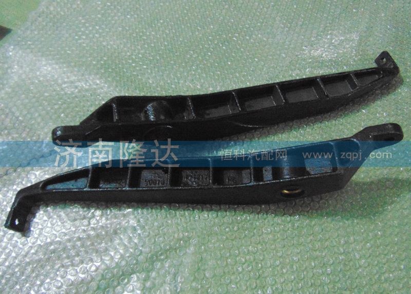 歐曼轉向搖臂/