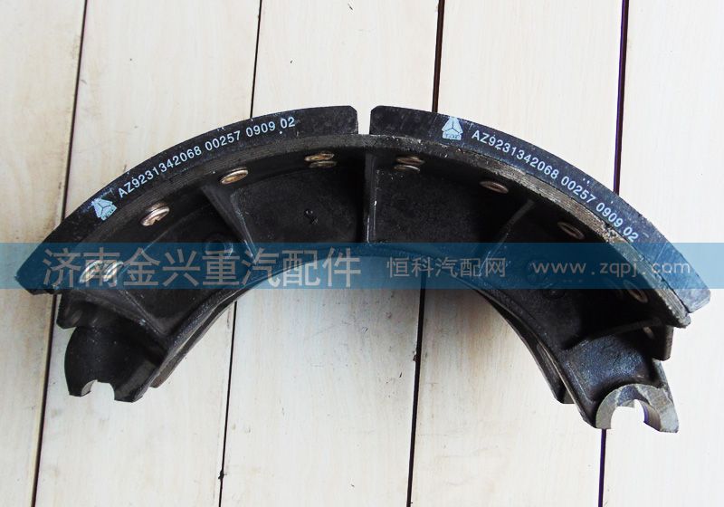 WG9231342070,后制動(dòng)蹄總成,濟(jì)南聯(lián)樂汽車零部件有限公司