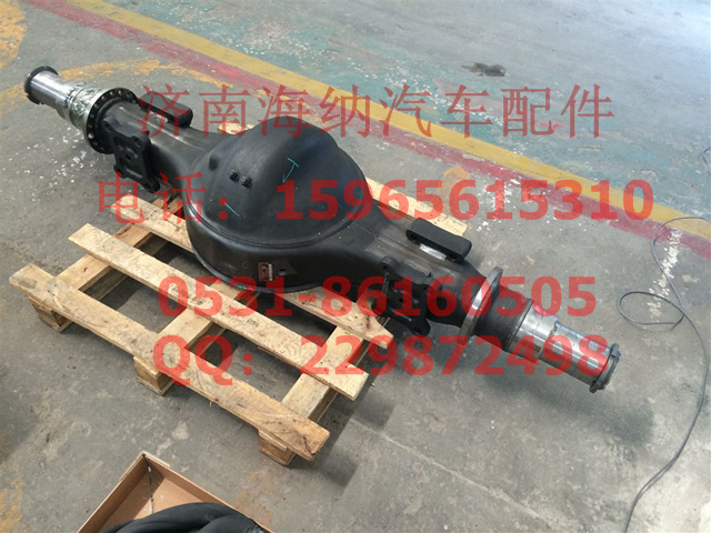 712-35401-5803,重汽曼橋，單后橋橋殼總成(板簧懸架,板簧寬90),濟南海納汽配有限公司