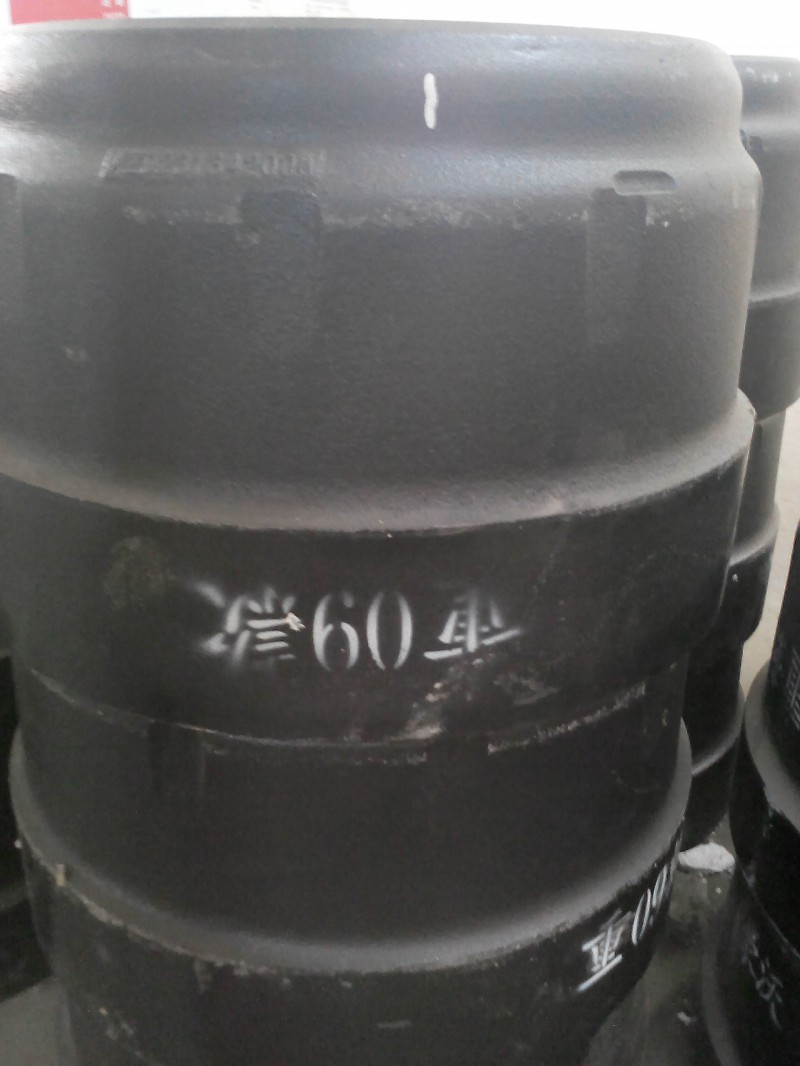濟(jì)南凱爾特 中國(guó)重汽 09款加重制動(dòng)鼓/09款豪沃加重制動(dòng)鼓