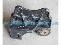 DZ95319526123,M3000前板簧中間支架總成,濟南匯陜商貿(mào)有限公司