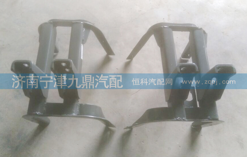 AZ9925930006,A7踏板支架,濟南寧津九鼎重汽配件生產(chǎn)廠商