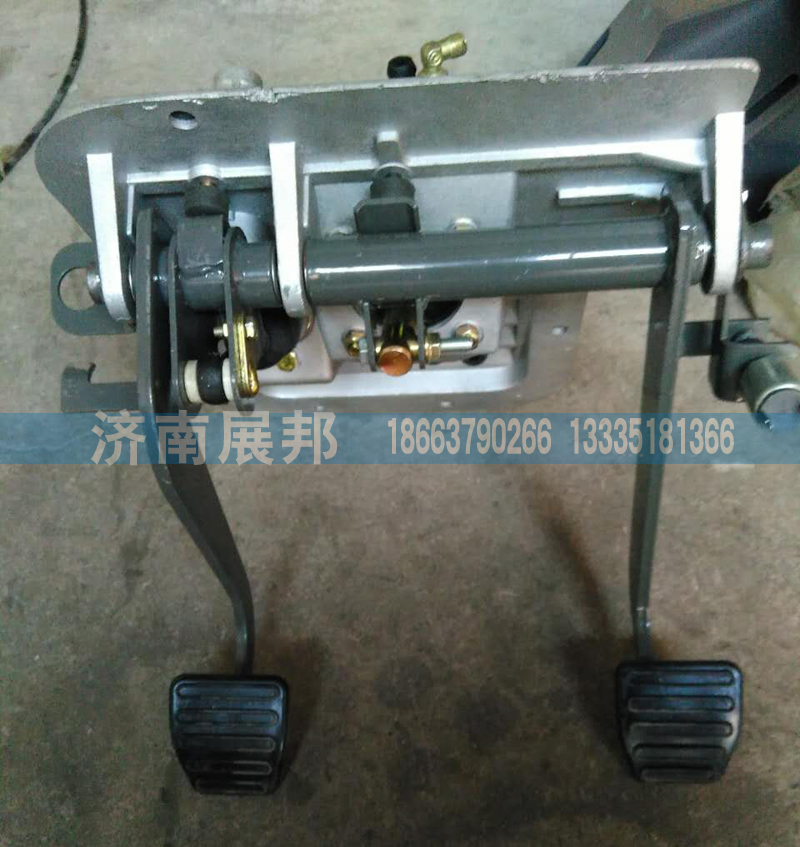 ,HOWO 07款制動(dòng)總閥 特價(jià)供應(yīng)230一套,濟(jì)南冠澤卡車(chē)配件營(yíng)銷(xiāo)中心