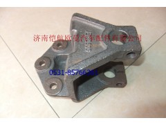 1106628000115,前簧前支架左二橋1,濟(jì)南愷航歐曼汽車(chē)配件有限公司