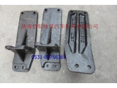 1325110102002,發(fā)動機(jī)后支撐托架 左,濟(jì)南愷航歐曼汽車配件有限公司