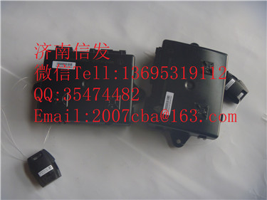 WG1664332063  左門控開關(guān)控制器  重汽豪沃/WG1664332063  左門控開關(guān)控制器  重汽豪沃