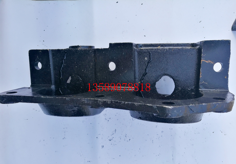 2901-131215,紅巖連體支架,濟南聯(lián)樂汽車零部件有限公司