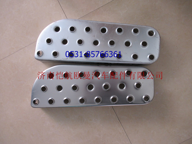 1B24984504004,腳踏板（ETX右上）鐵 (2),濟南愷航歐曼汽車配件有限公司