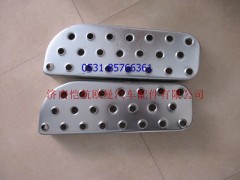 1B24984504004,腳踏板（ETX右上）鐵 (2),濟南愷航歐曼汽車配件有限公司