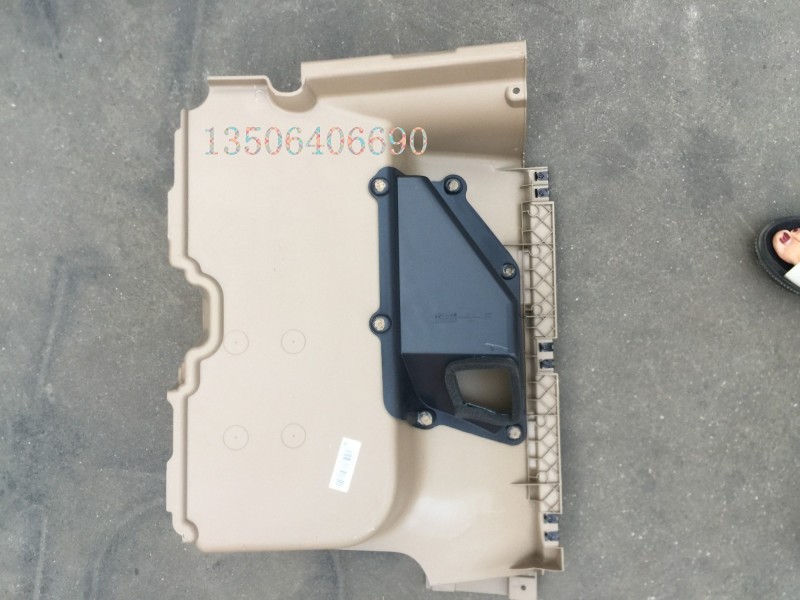 WG1664160525,中部護(hù)板總成,濟(jì)南百思特駕駛室車身焊接廠