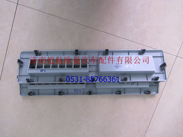 1B24982404056,文件柜飾框右灰白,濟南愷航歐曼汽車配件有限公司