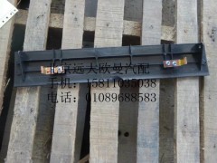 1B24953100469,保險(xiǎn)杠翻轉(zhuǎn)蓋板上,北京遠(yuǎn)大歐曼汽車配件有限公司
