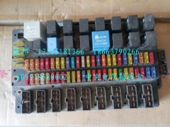 WG9918580002,中央電氣接線盒,濟南冠澤卡車配件營銷中心