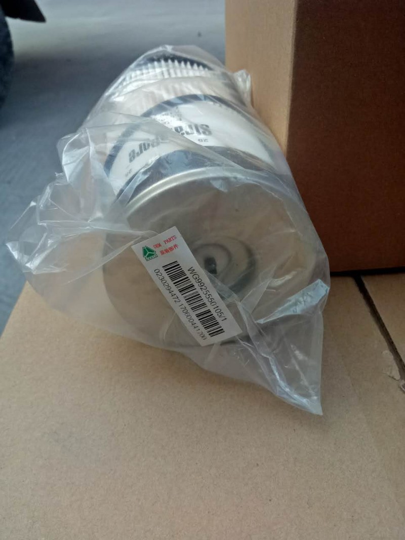 ,燃油粗濾器濾芯（康明斯）,濟南諾誠重型汽車配件有限公司